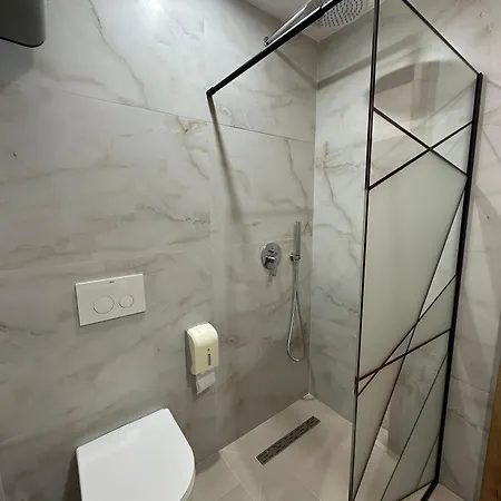 Arberia Hotel Tirana