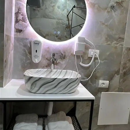 Arberia Τίρανα