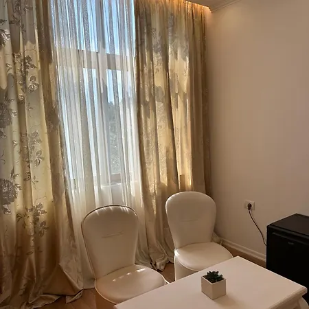 Arberia Ξενοδοχείο Τίρανα