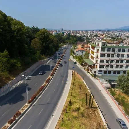 Hotel Arberia 4*
