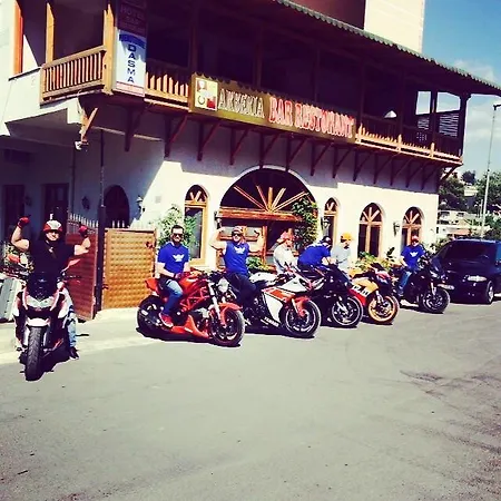 Arberia Τίρανα