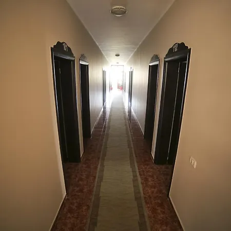 Arberia Ξενοδοχείο Τίρανα